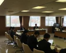 検討委員会の様子