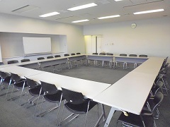 中会議室4-2