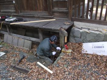 北西角 作業中の画像