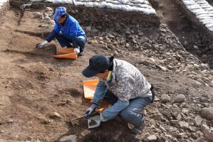 史跡弘法山古墳第4次調査 作業風景2