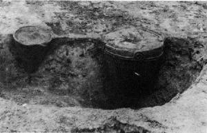 埋甕の出土状況(第8号住居跡)