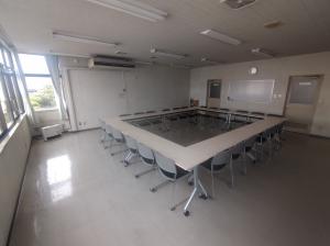 松本市勤労会館第5会議室の写真です