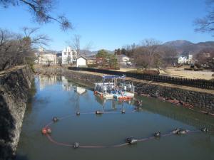 浚渫の様子（二の丸御殿跡付近）