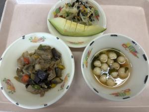 8月27日 昼食【ふのすまし汁・鉄火なす・のり酢和え・メロン】