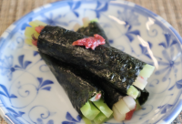 ブロッコリーの茎海苔巻き