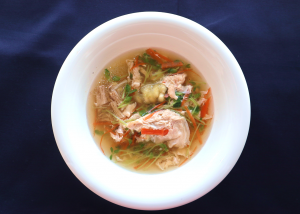 ゴーヤのワタと勿体ない野菜のふわふわたまごのスープ