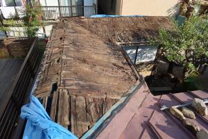 既存鉄板撤去後