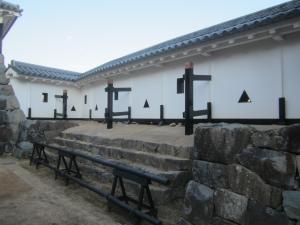 袖塀基礎補強（控え柱）