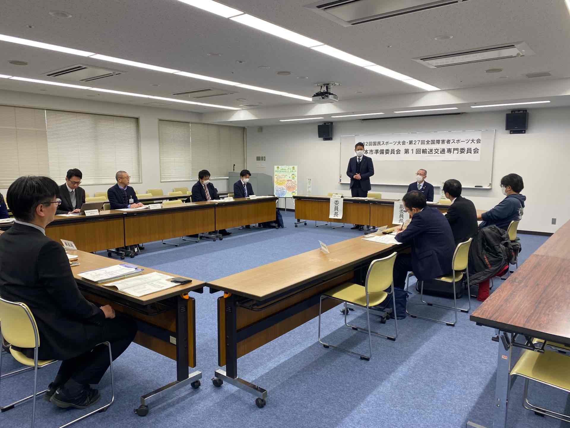 輸送交通専門委員会の様子