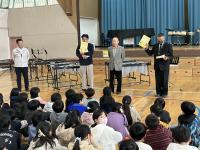 文化財パンフ贈呈