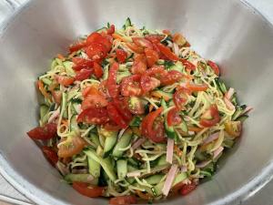 冷やし中華風サラダ