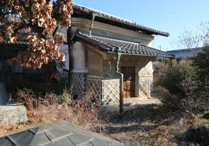 山村家住宅土蔵 北西より見る