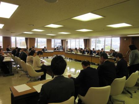 政策討論会の様子のの画像