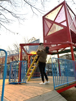 芳川公園にて、丸山さんと娘さん